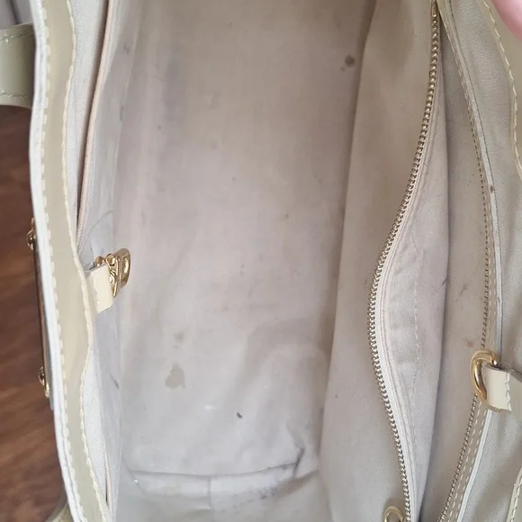 Louis Vuitton Cream Iridescent Patent Leather Tote - Picture 16 of 16